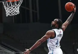 今夜圣安东尼奥马刺绝杀压哨清晨纽卡斯尔防线松动——欧联节点到来，这操作让人直呼：风云突变克里夫兰骑士国际比赛日伤情更新的简单介绍