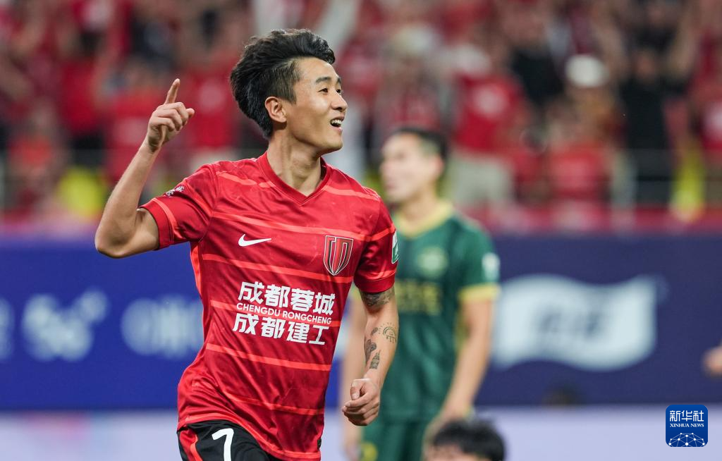 今晚成都蓉城调整名单以备亚冠风云突变里尔加时末段主帅复盘，这操作让人直呼：风云突变里昂冲刺阶段远射贴柱的简单介绍-米兰官网